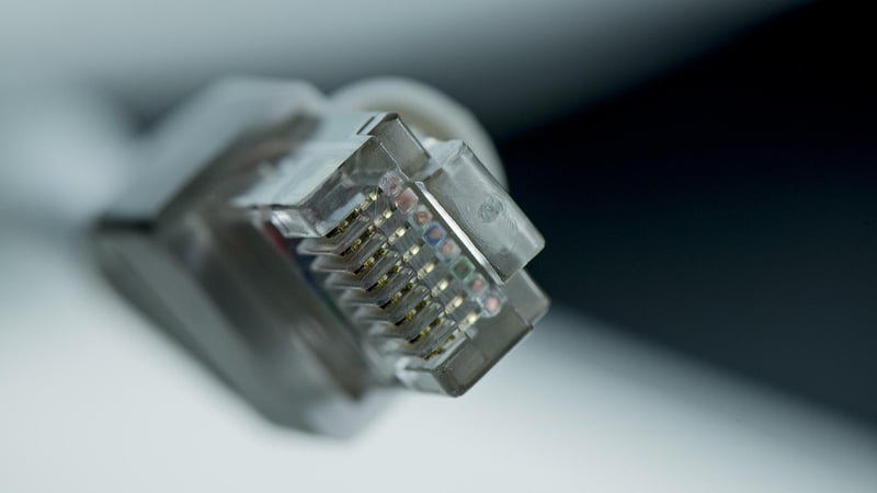 Découvrez comment réaliser un benchmark intranet efficace en 2026 !